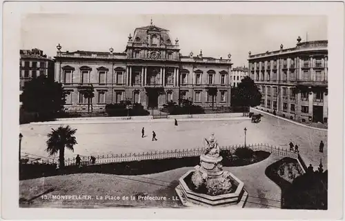 CPA Ansichtskarte Montpellier La Place de la Préfecture 1950