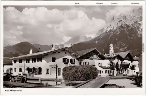 Mittenwald Straßenpartie und Gasthaus Foto Ansichtskarte  1955