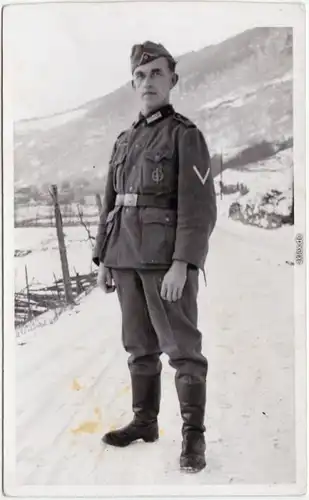 Soldat im Schnee, Grüße aus dem Norden Privatfotokarte WK2 Norwegen 1940