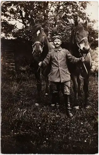 Soldat mit zwei Pferden Militaria Foto Ansichtskarte Wk1 Erster Weltkrieg 1917
