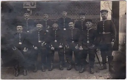 Münsingen (Württemberg) Soldaten vor Baracke Erster Weltkrieg 1915