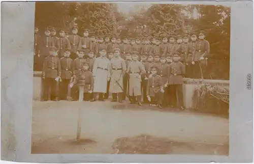 Soldaten und Offiziere Privatfoto Ansichtskarte  Militaria WK1 1917