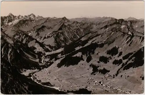 Ansichtskarte Riezlern Mittelberg Blick  in das Kleinwalsertal 1958