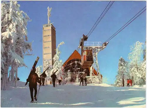 Oberwiesenthal Bergstation der Fichtelberg-Schwebebahn, Skifahrer 1975