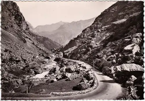 Fotokarte Gavarnie La route de Gèdre à Gavarnie 1968