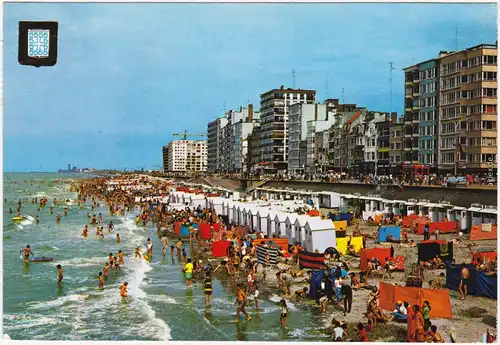 CPA Foto Ansichtskarte Middelkerke Strand en zeedijk 1970