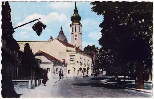 Grinzing-Wien Grinzing Straßenansicht, Fahnen 1968 