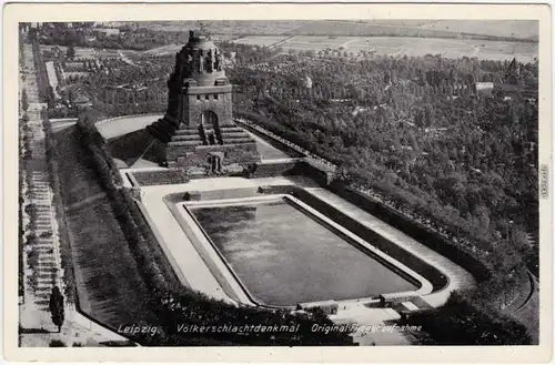 Leipzig Luftbild -  Völkerschlachtdenkmal Ansichtskarte  1930