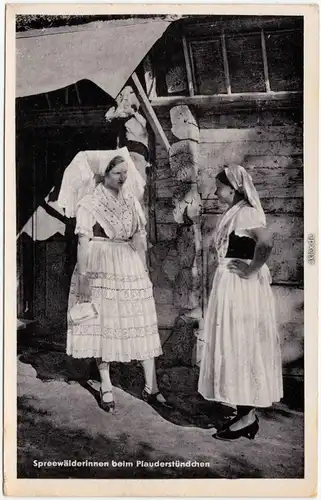 Wendische-Trachten Spreewälderinnen beim Plauderstündchen b Lübbenau 1955