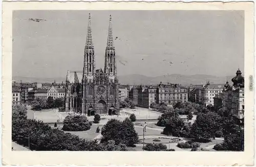 Ansichtskarte  Wien Platz und Votivkirche 1939