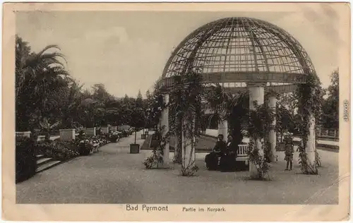 Ansichtskarte  Bad Pyrmont Partie im Kurpark - Pavillon 1913