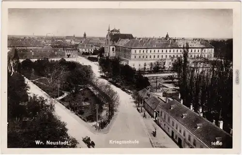 Foto Ansichtskarte Wiener Neustadt Partie an der Kriegsschule 1935