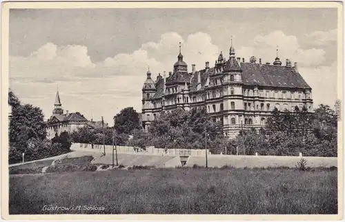 Güstrow Straßenpartie am Schloß 1930 