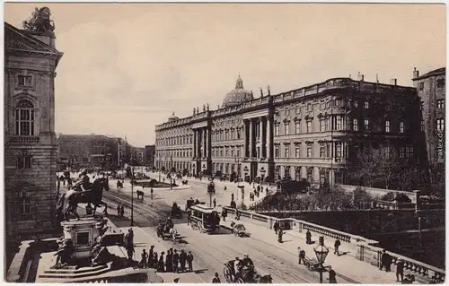 Berlin Partie am Schloßplatz - belebt 1922 