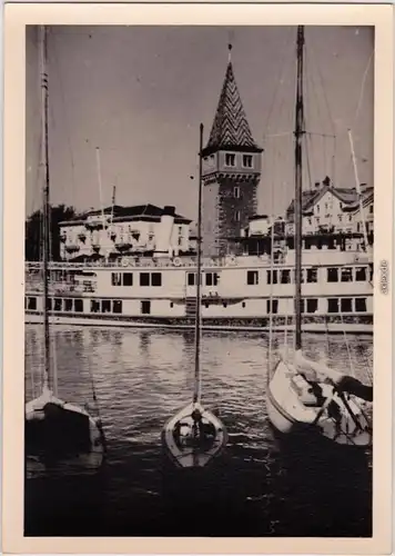 Privatfoto Ansichtskarte  Lindau (Bodensee) Hafen mit Fahrgastschiff 1954