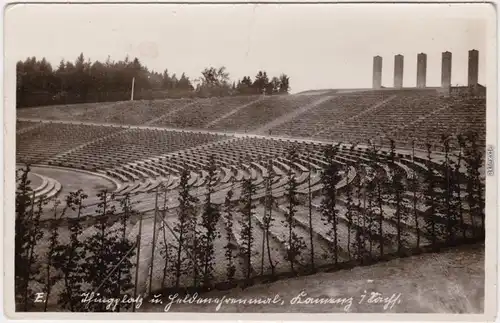 Kamenz Kamjenc Hutberg, Denkmal und Bühne  Ansichtskarte Oberlausitz 1938