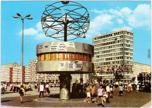 Mitte Berlin Berlin Alexanderplatz, Uraniasäule mit Weltzeituhr 1971