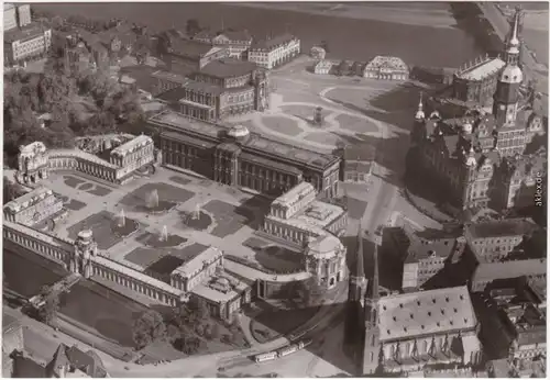 Innere Altstadt-Dresden Dresden von Oben, Zwinger und theaterplatz 1945/1982