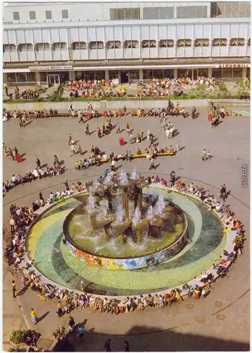 Ansichtskarte Mitte Berlin Alexanderplatz, Springbrunnen 1981