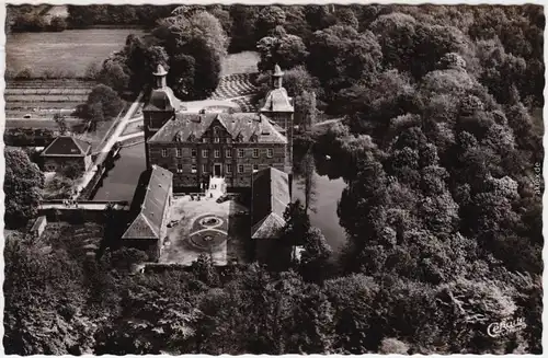 Luftbild Kettwig Essen Ruhr Schloß-Hotel Hugenpoet mit Innnenhof von Oben 1965