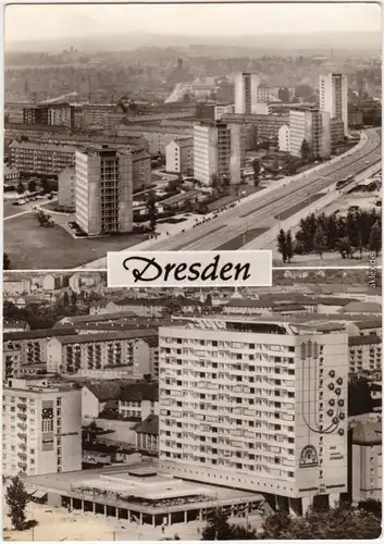 Dresden  Neubauten an der St. Petersburger Straße  Räcknitzstraße, 1969