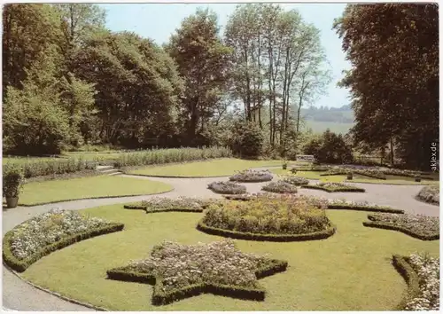 Großkochberg Schloß mit Blumengarten im Park b Rudolstadt 1978