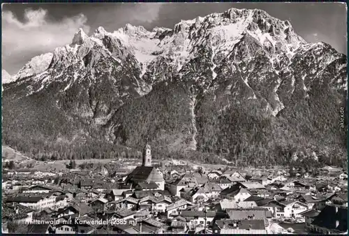 Mittenwald Blick auf die Stadt mit Bergmassiv-Panorama 1967