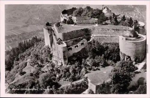 Luftbild 
Neuffen Blick auf die Ruine Hohenneuffen (743 m) 1950