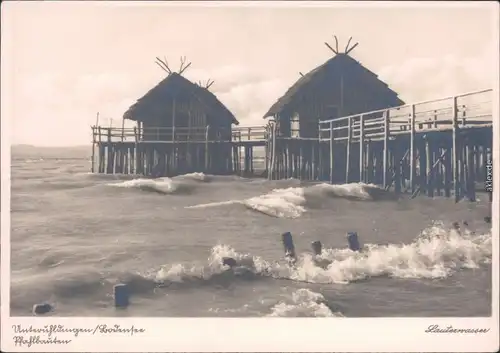 Unteruhldingen Blick auf die Pfahlbausiedlung aus der Steinzeit am Ufer 1930