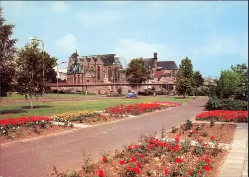 Magdeburg An der Promenade der Völkerfreundschaft mit Blick auf die Kirchen 1983