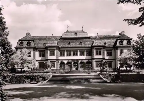 Veitshöchheim Sommerschloß der Fürstbischöfe - Mittelbau 1680/82 -   1972