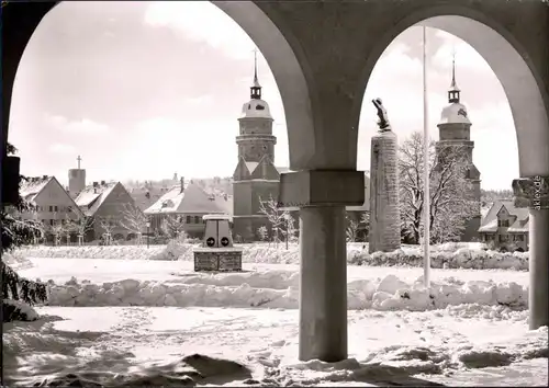 Freudenstadt Durchblick vom Stadthaus zum Marktplatz - winterliche Szene 1968