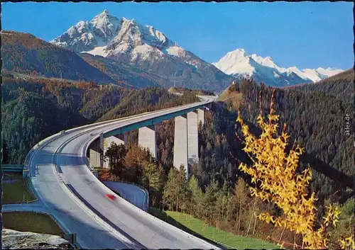 Innsbruck Europabrücke über dem Silltal gegen die Stubaler Alpen 1980