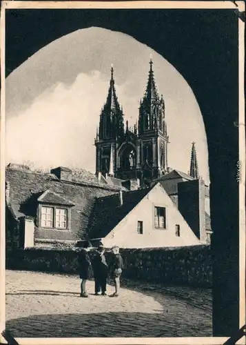 Meißen Dom - Aufnahme aus einer Gasse 1961