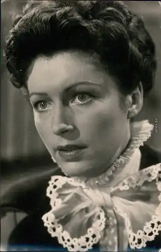 Josephine Back - sahen Sie  in DEFA-Filmen "Die Millionen der Yvette" 1956