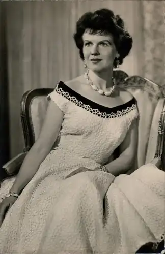 Yvonne Merin - sahen Sie u.a. in den DEFA-Filmen  "Der Rat der Götter" 1956