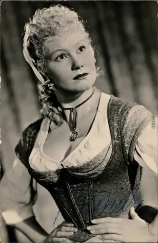  Schauspieler: Lore Frisch, spielt im DEFA-Farbfilm "Zar und Zimmermann" 1956