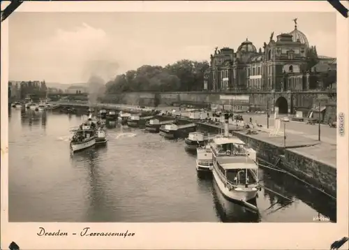 Innere Altstadt-Dresden Dampferanlegestelle an den Brühlsche Terrasse 1960