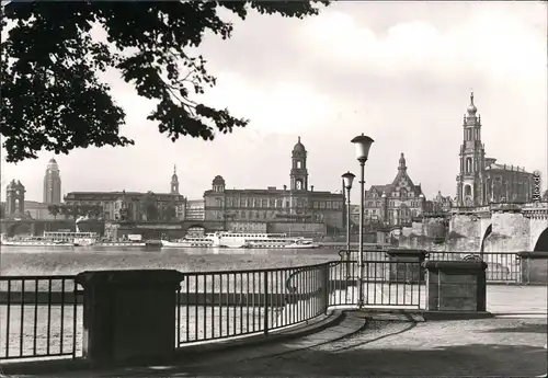 Dresden Panorama zerstörte Frauenkirche Altstadt 1979