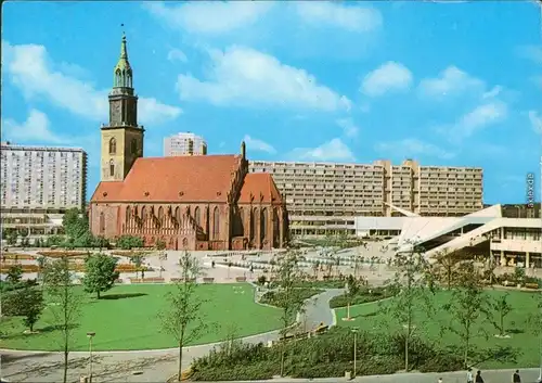 Mitte Berlin Marienkirche und Anlage am Fernsehturm 1975