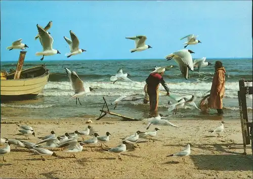 Usedom Strand mit Küstenfischerei mit Fischer und Booten 1988