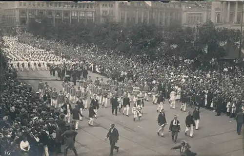 Leipzig Festumzug 1. Deutsches Arbeiter Turn und Sportfest 1922 
