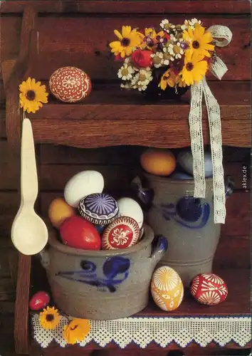 Ansichtskarte  Glückwunsch: Ostern - Bunte Eier in Krügen 1989