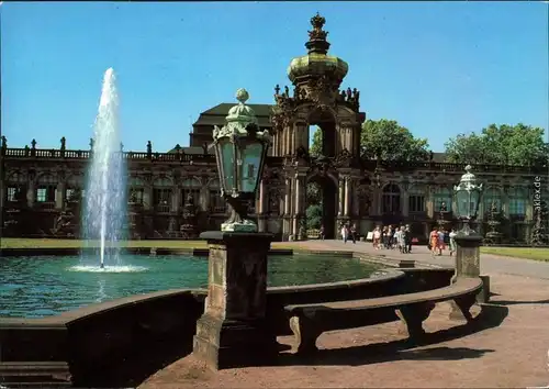 Innere Altstadt-Dresden Dresdner Zwinger: Zwingerhof mit Kronentor 1978
