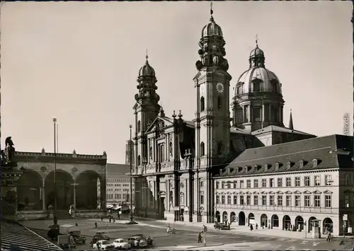 Ansichtskarte München Odeonsplatz und Theatinerkirche 1964