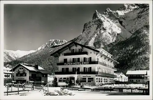 Ansichtskarte Mittenwald Alpenhotel Erdt im Winter
 1930