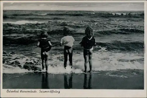 Ansichtskarte Warnemünde Rostock Saisoneröffnung - Drei Jungs am Wasser 1932