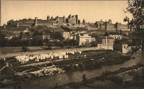 CPA 1 Carcassonne Carcassona Vue générale de la Cité 1932