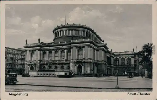 Ansichtskarte Ansichtskarte Magdeburg Stadttheater - Platz 1955
