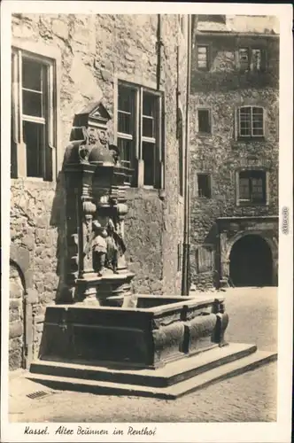 Ansichtskarte Kassel Cassel Alter Brunnen im Renthof 1933 